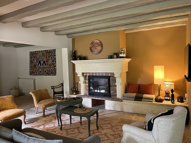 Salon du gîte Le Pigeonnier - Les Maisons de Valadier